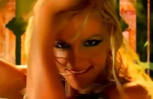 XXX دختران پورنو می کنند عکس سکسی متحرک خوردن کس