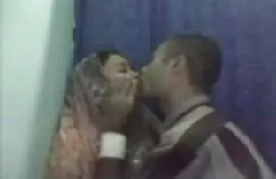 XXX رابطه جنسی نوجوانان عکسهاي متحرک سکسي در خانه