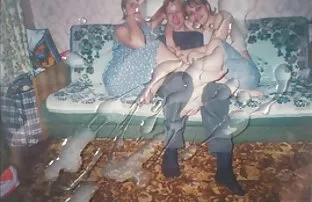 XXX سبزه در جوراب مشکی خروس بزرگ را عمیق در عکس سکسی خارجی متحرک دامان خود می خورد