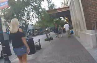 XXX آبنوس سکس متحرک دختر جوجه خروس بزرگ را fucks می کند