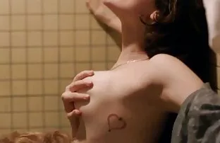 XXX ماساژور عکس سکسی متحرک خوردن کس لعنتی